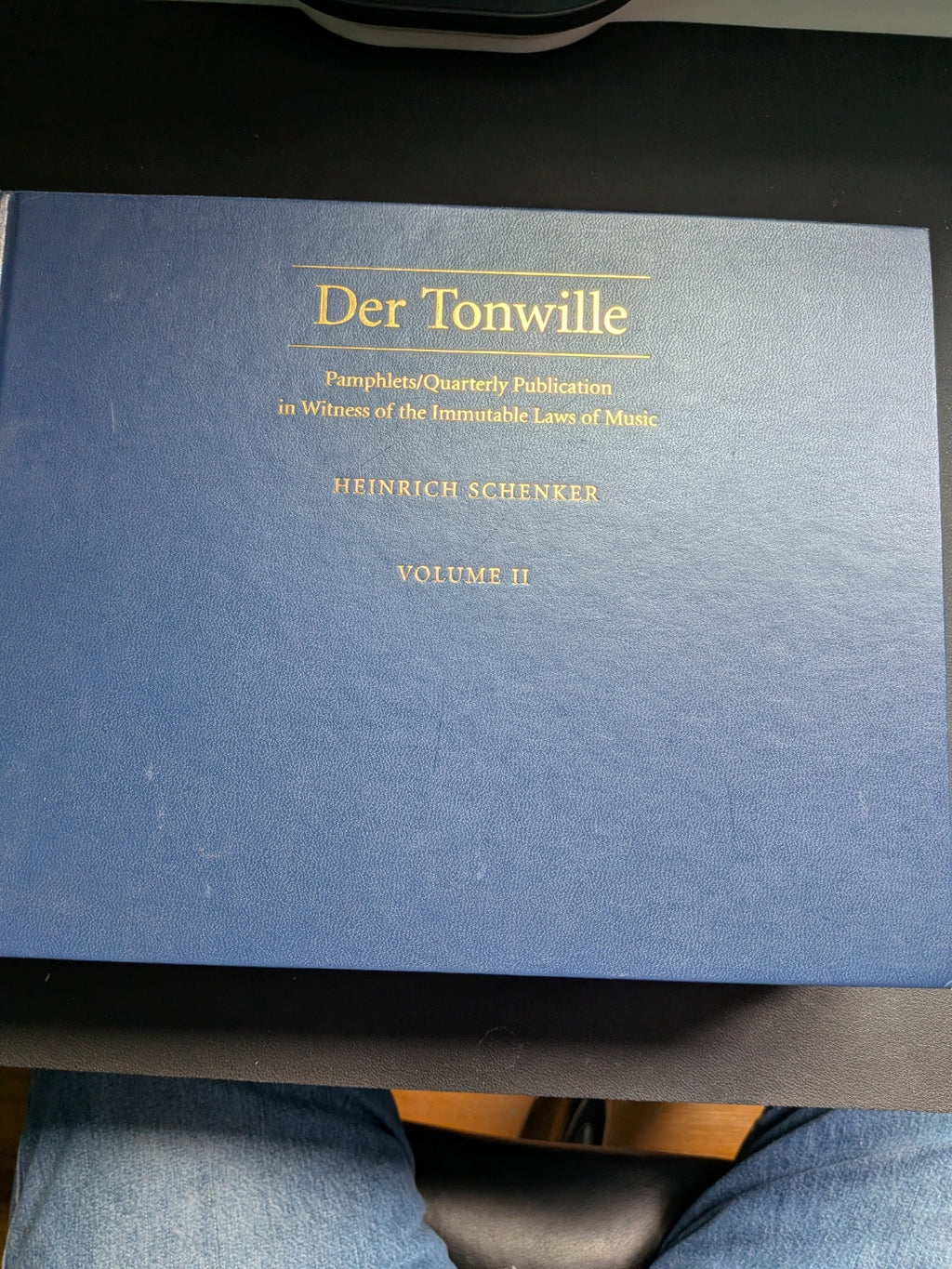 Heinrich Schenker - Der Tonwille (2 Volumes, Hardcover, Oxford). Translated by William Drabkin et al. (2004, 2005)